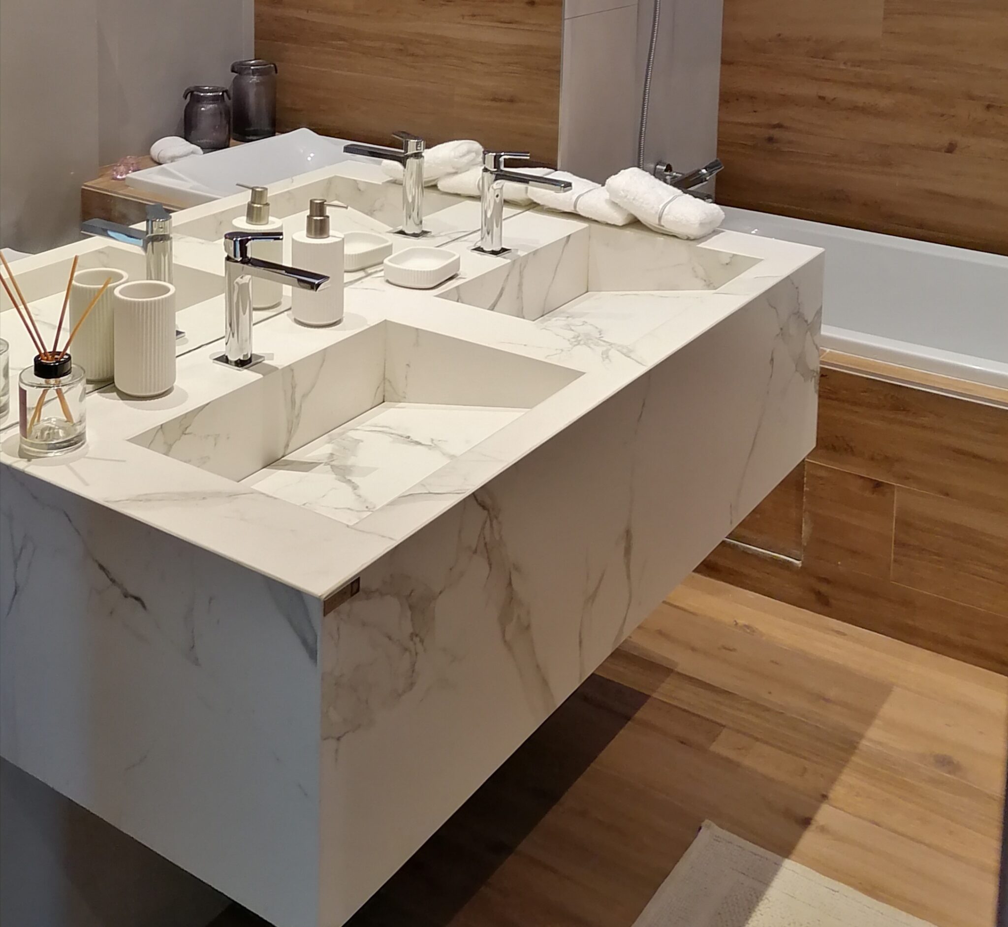 double vasque model california avec étagére en noyer